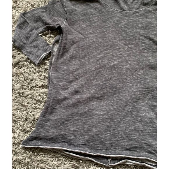 Free People Beach In A Hurry Hoodie Gray hooded BOHO SHIRT TOP sz O/S - Picture 3 of 9